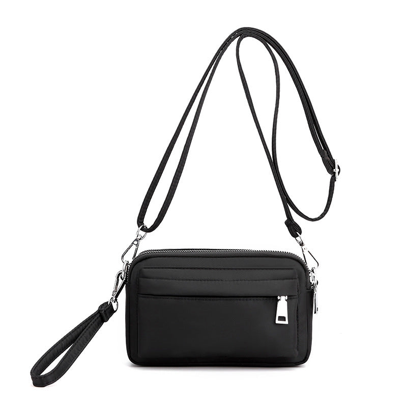 Women's fashionable shoulder bag made of nylon