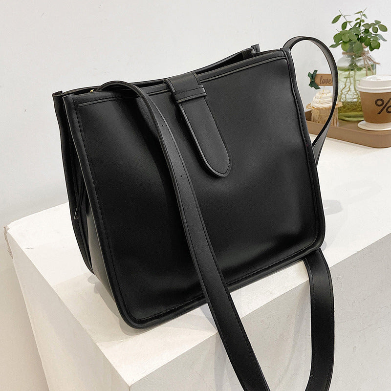 Vintage Bucket Messenger Bag
