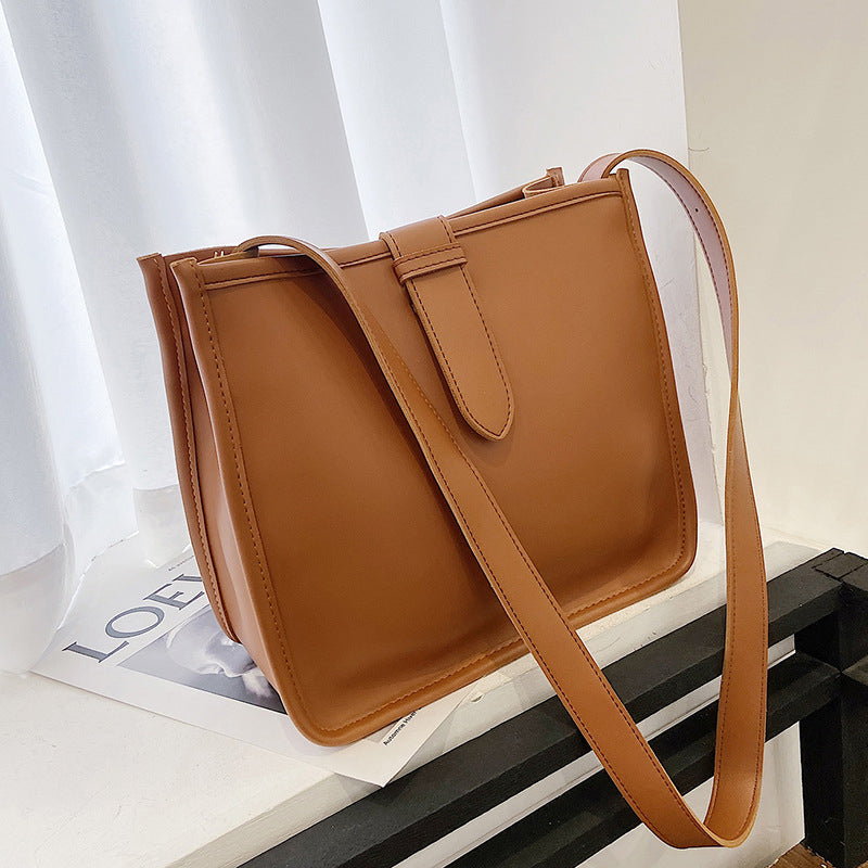 Vintage Bucket Messenger Bag