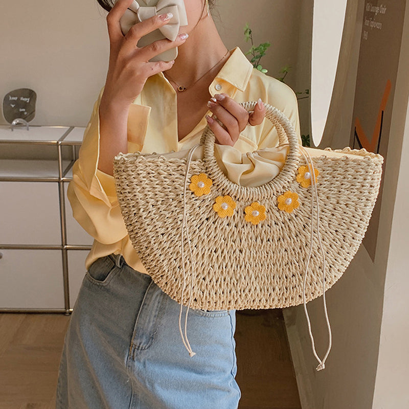 Flower Decor Large Capacity Shell Straw Bag