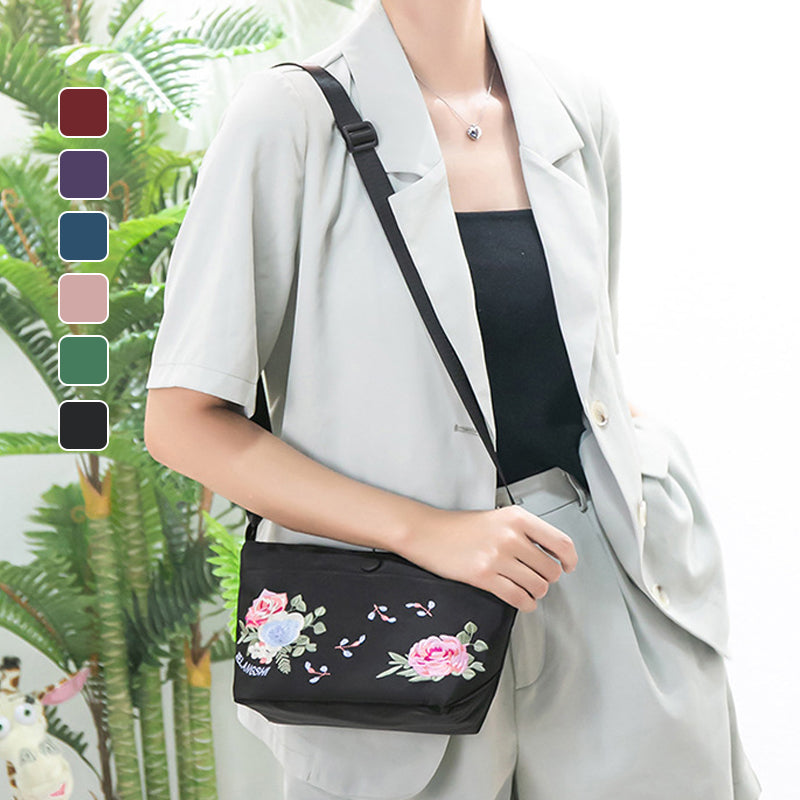 Women's Ethnic Flower Embroidered Shoulder Bag