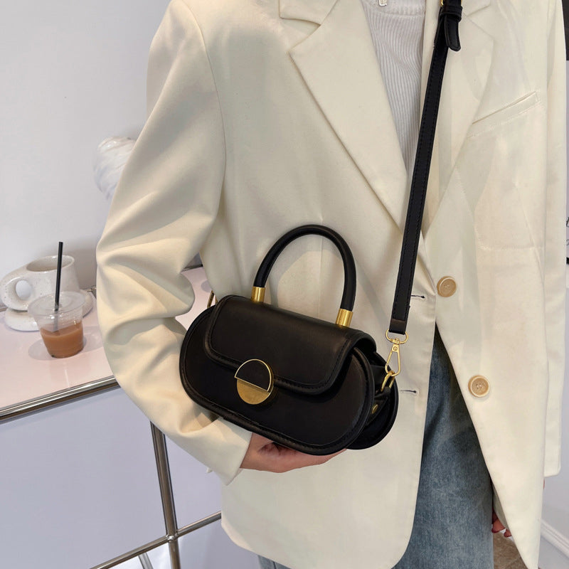 Retro Chic Shoulder Bag