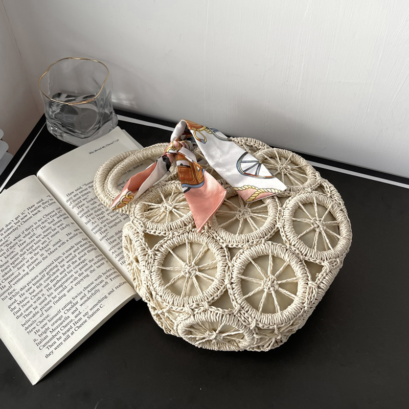 Exotic Summer Rattan Circle Handle Hollow Handbag