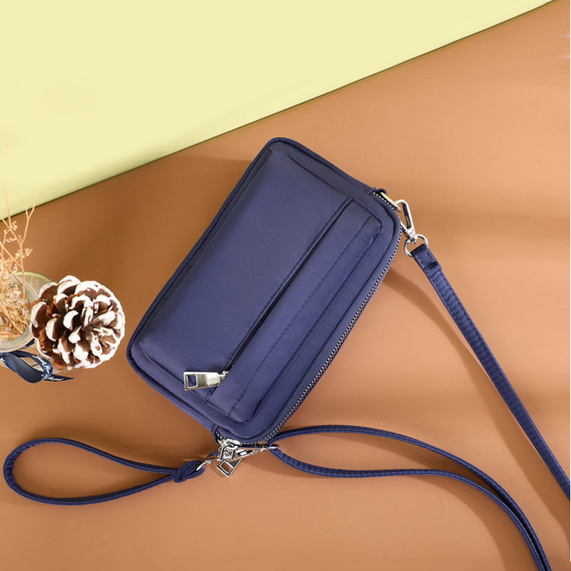 Women's fashionable shoulder bag made of nylon