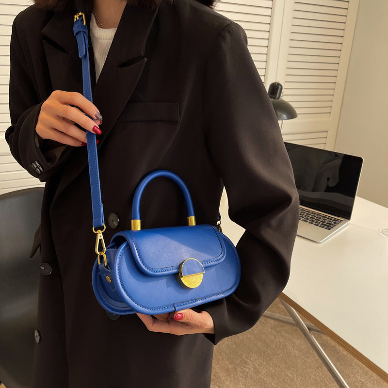 Retro Chic Shoulder Bag