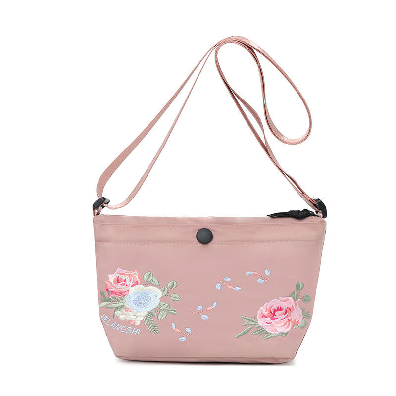 Women's Ethnic Flower Embroidered Shoulder Bag