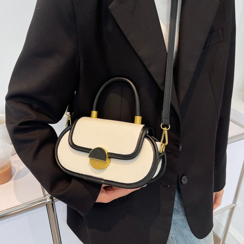 Retro Chic Shoulder Bag