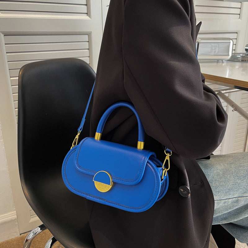 Retro Chic Shoulder Bag
