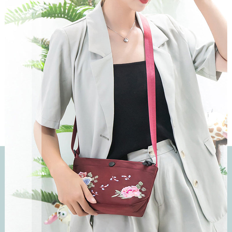 Women's Ethnic Flower Embroidered Shoulder Bag