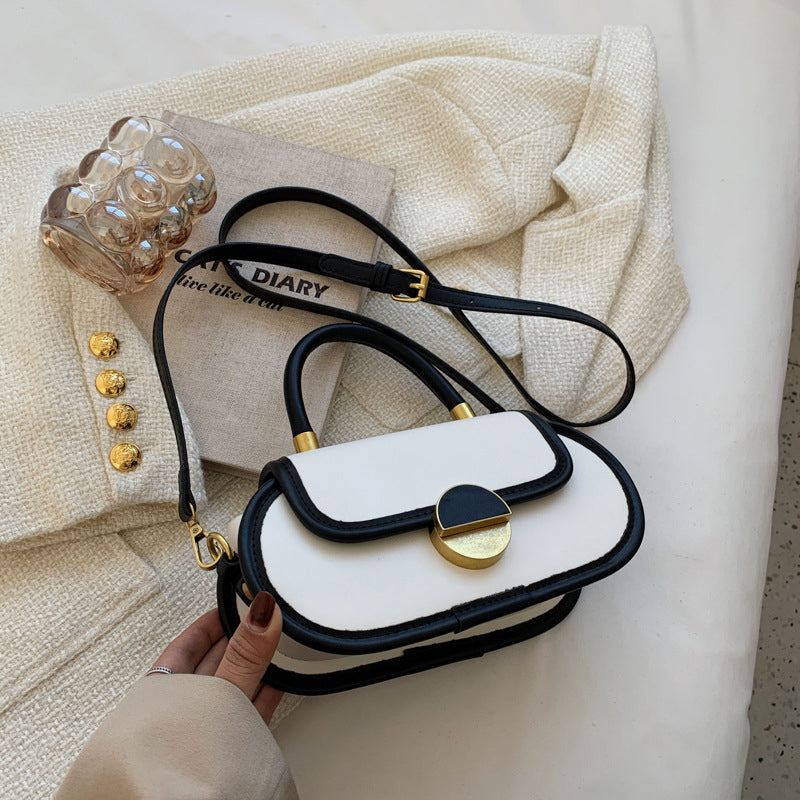 Retro Chic Shoulder Bag